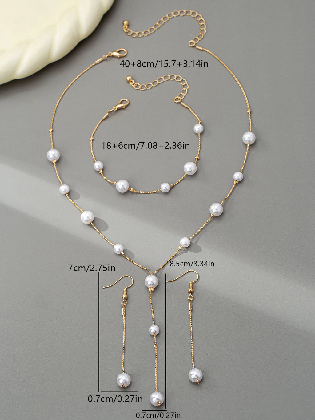 Elegant, Fashionable, and Stylish, with a Light Luxury and High-End Feel, Versatile Imitation Pearl Necklace, Bracelet, and Earrings, Suitable for Daily Wear, Weddings, and Vacations