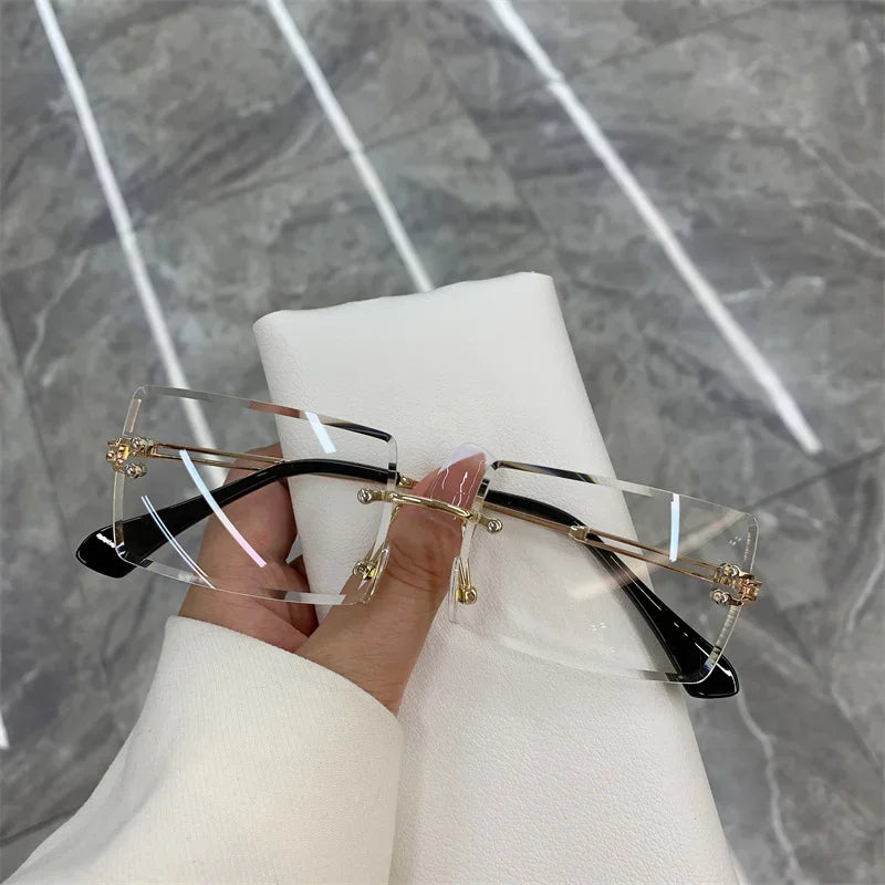 Vintage Fashion Rimless Sunglasses for Women Frameless Rectangle Shades Gradient UV400 Summer Traveling Sun Glasses for Womenn