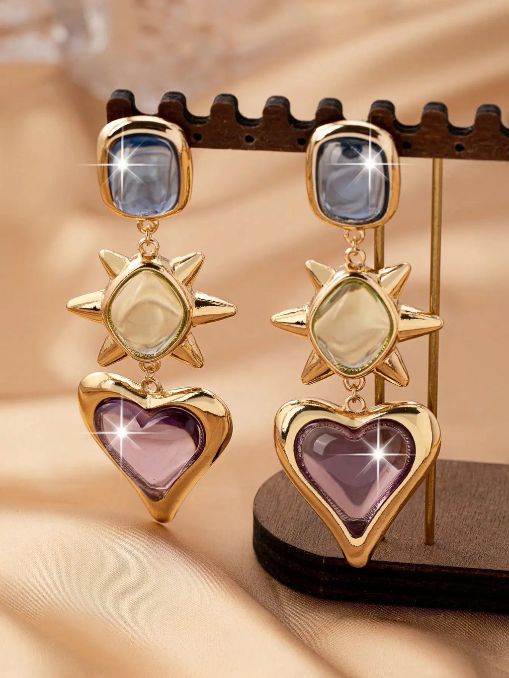 A Pair of Bohemian Retro-Style Sexy, Fashionable, Versatile and Unique Earrings for Women