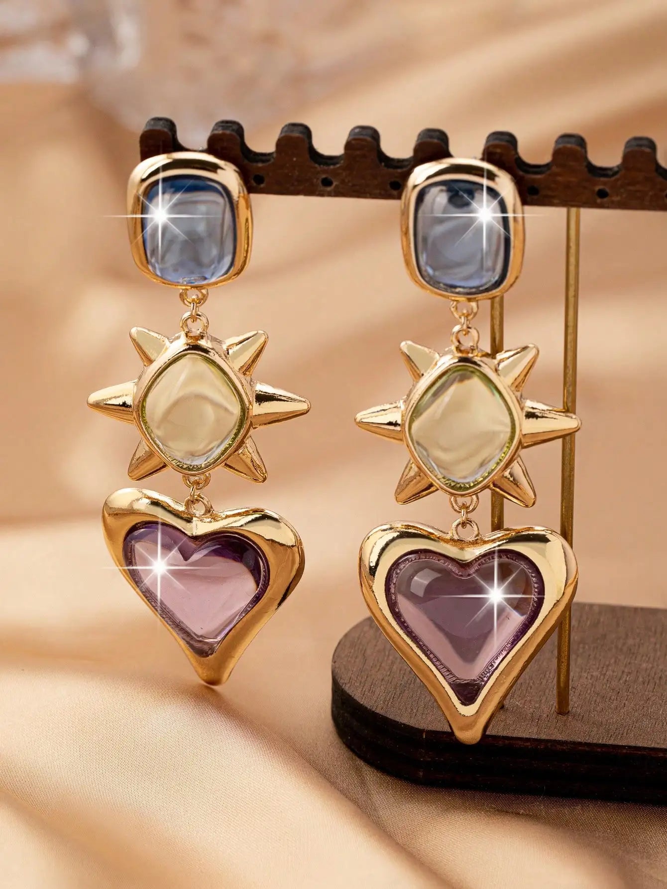 A Pair of Bohemian Retro-Style Sexy, Fashionable, Versatile and Unique Earrings for Women