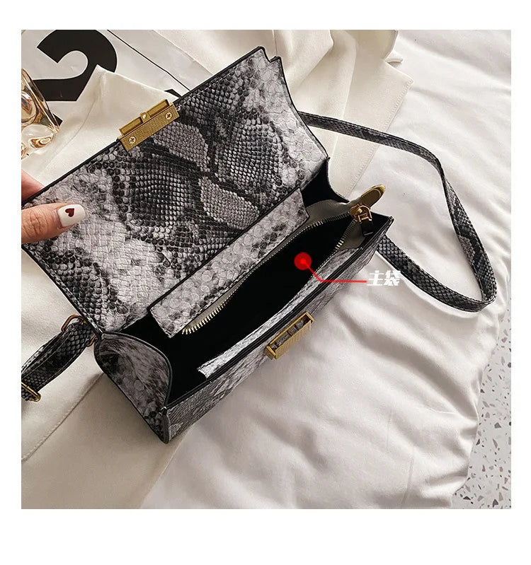 Fashionable High-end Texture Light Luxury Snake Print Niche Design Versatile Handhold Bag Shoulder Bag Crossbody Bag Armpit