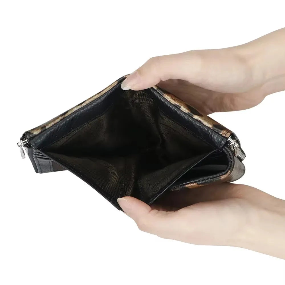 New Short Women's Wallet Coin Pocket Leopard Pattern Women's Wallet with Magnet and Photo Slot Suitable for Girls