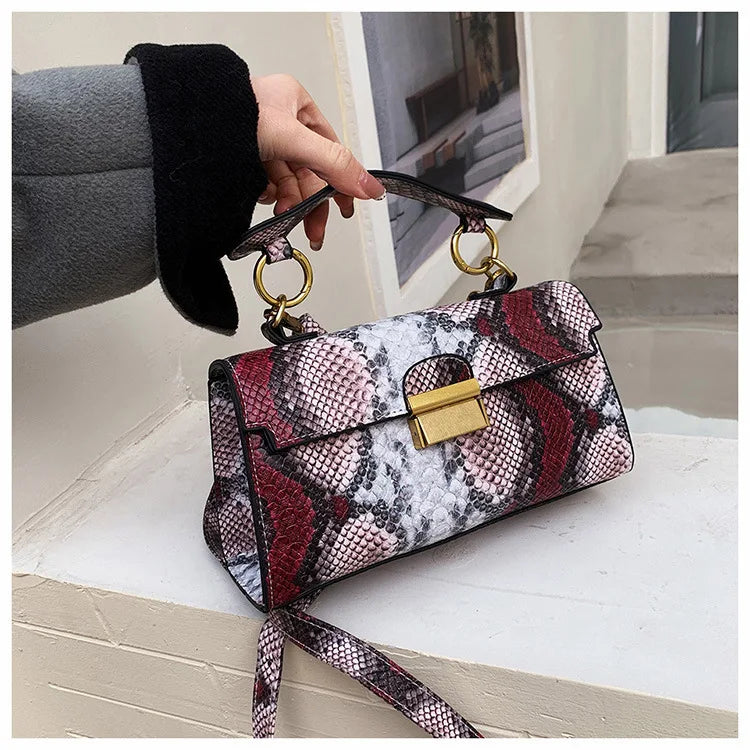 Fashionable High-end Texture Light Luxury Snake Print Niche Design Versatile Handhold Bag Shoulder Bag Crossbody Bag Armpit