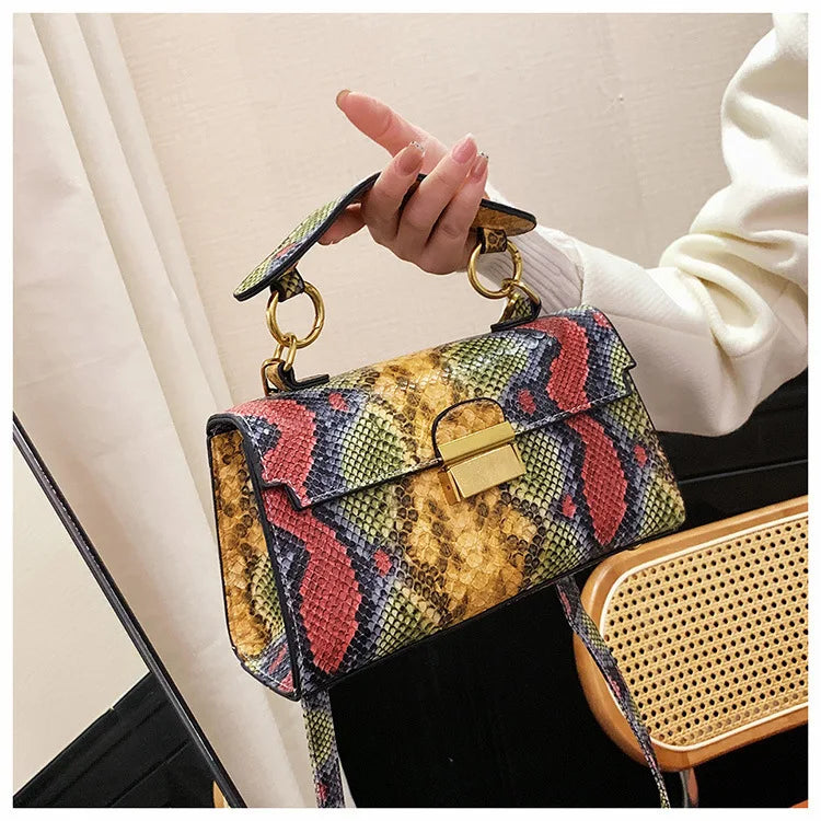 Fashionable High-end Texture Light Luxury Snake Print Niche Design Versatile Handhold Bag Shoulder Bag Crossbody Bag Armpit