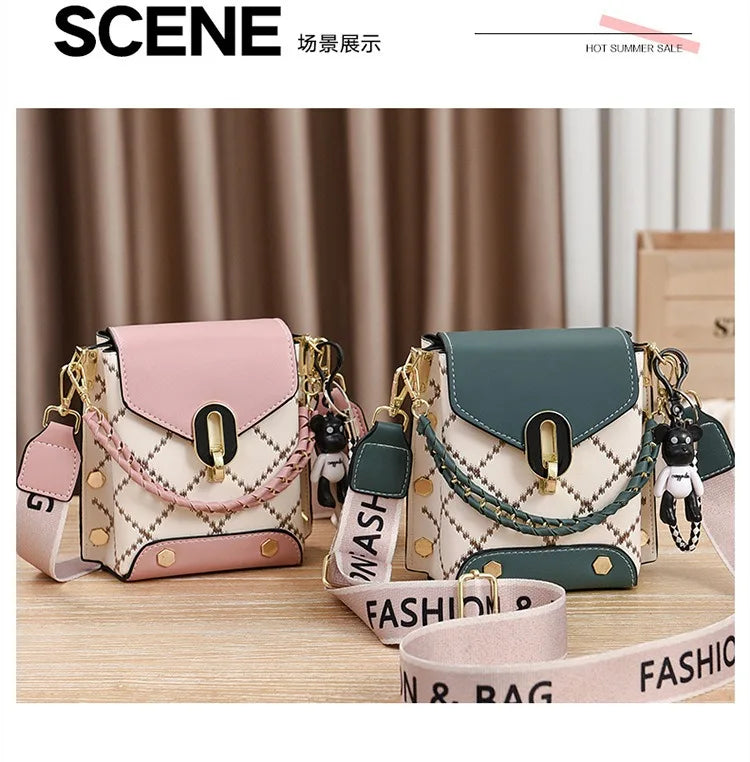 Korean version of simple and fashionable small square bag fashionable versatile shoulder messenger bag trendy mini mobile phone