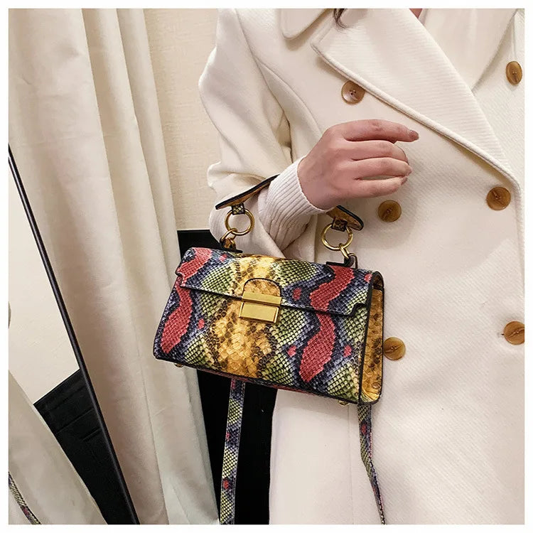 Fashionable High-end Texture Light Luxury Snake Print Niche Design Versatile Handhold Bag Shoulder Bag Crossbody Bag Armpit