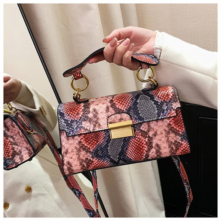 Fashionable High-end Texture Light Luxury Snake Print Niche Design Versatile Handhold Bag Shoulder Bag Crossbody Bag Armpit
